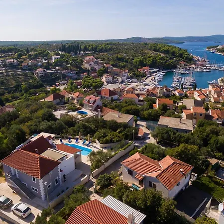 Decima Milna (Brac)