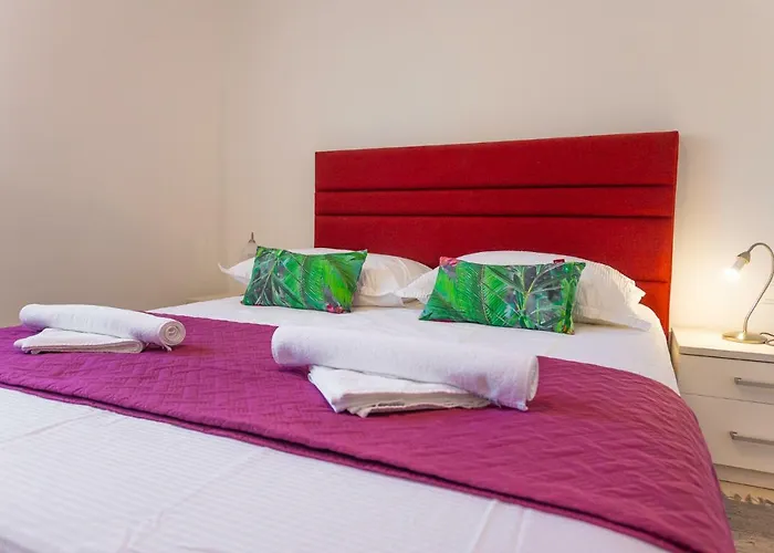 Decima 빌라 밀나